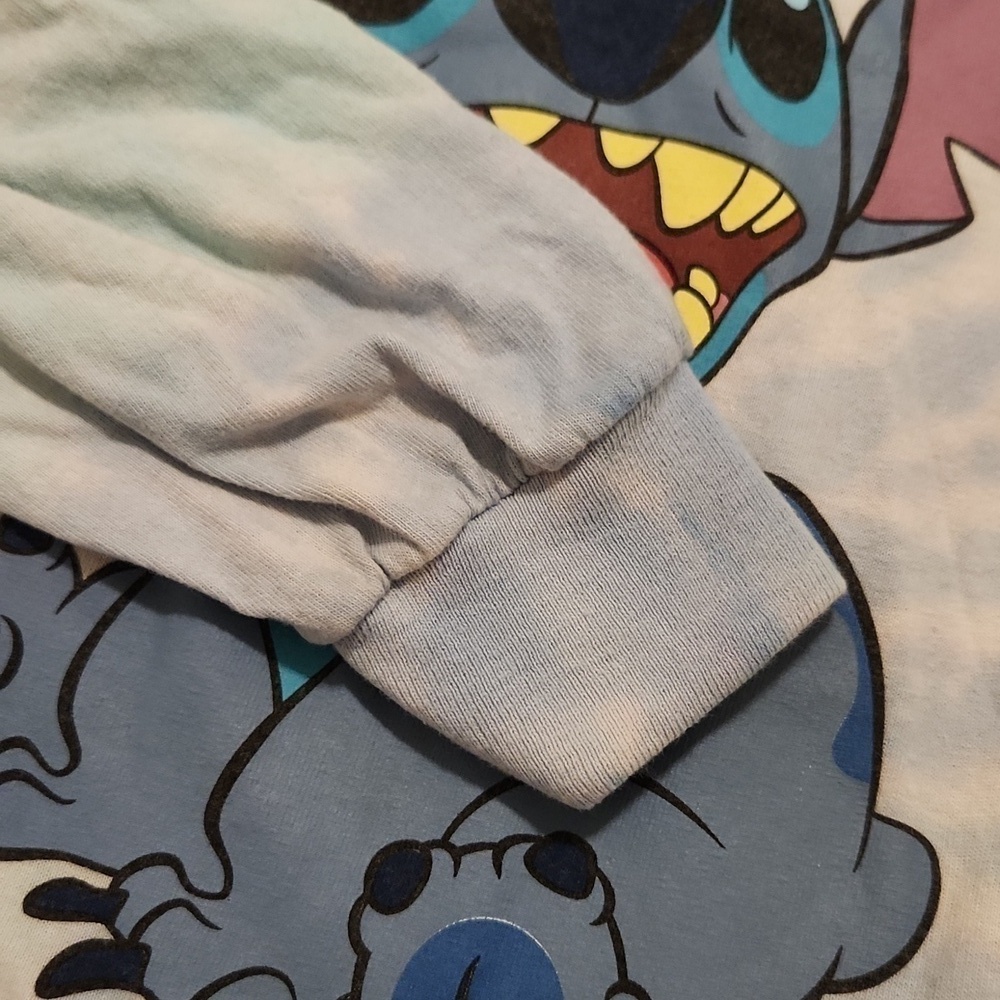 [Disney] Stitch Long Sleeve - Size M - Picture 8 of 9